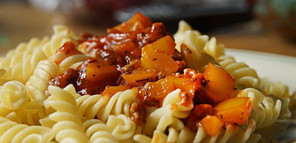 nutrizione tagliatelle carboidrati di pomodoro